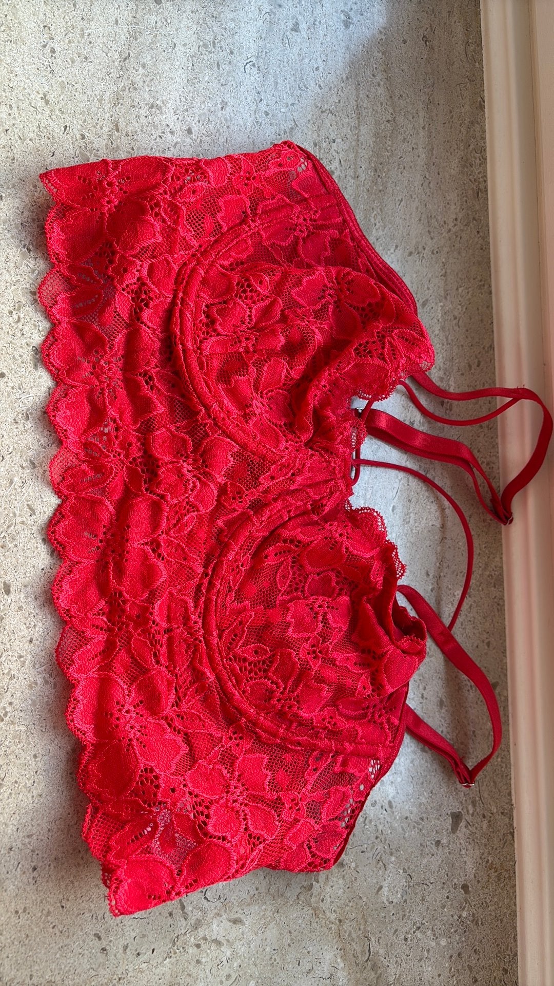 Bh, Enlèvement, Rouge, Soutien-gorge