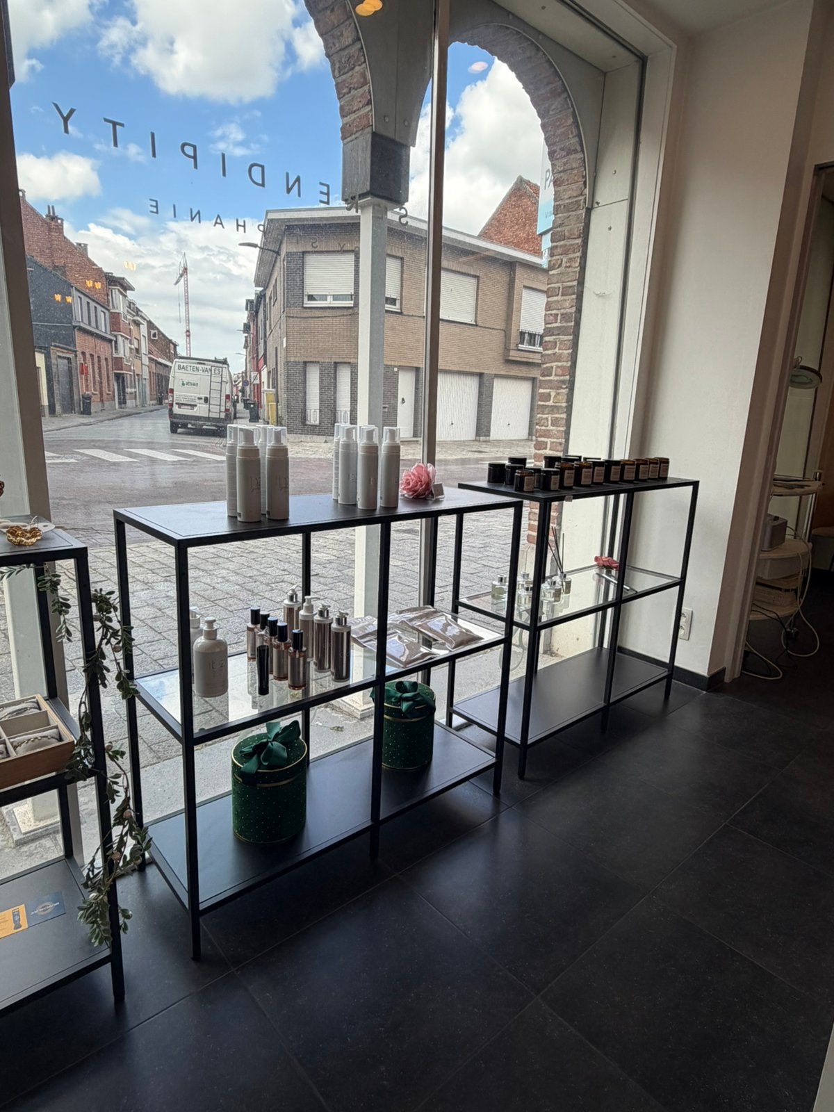 IKEA Vittsjö stellingkasten zwart /bruin/glas, Huis en Inrichting, Ophalen, Gebruikt