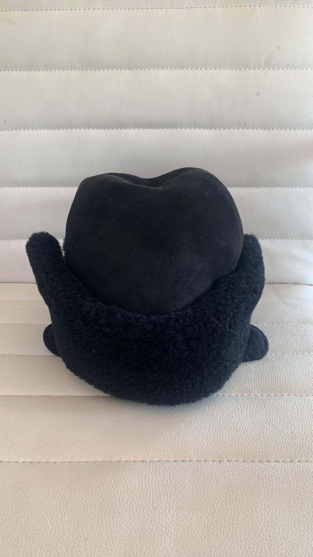 Muts of hoed : zwarte Russische ushanka-hoed, Ophalen, Zo goed als nieuw, Hoed