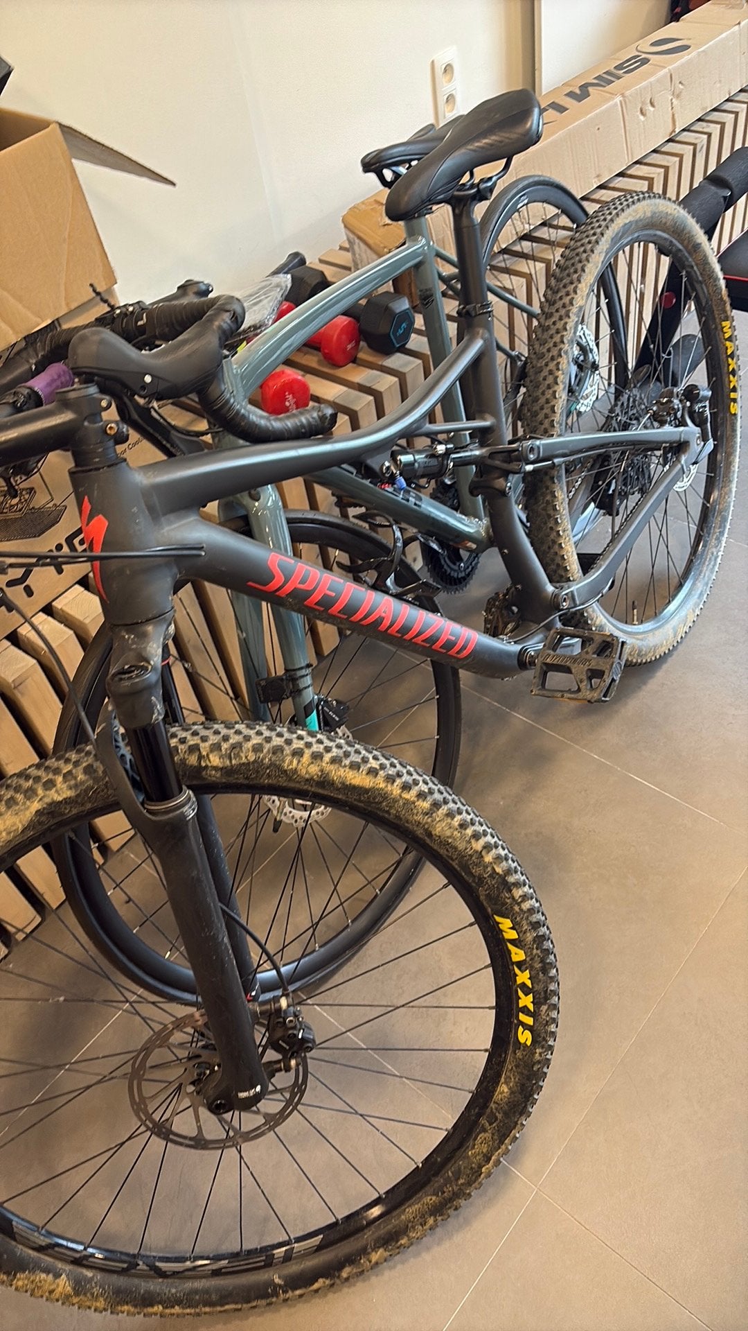 Specialized VTT et Sensa bike lot, Fietsen en Brommers, Overige Fietsen en Brommers, Ophalen, Zo goed als nieuw