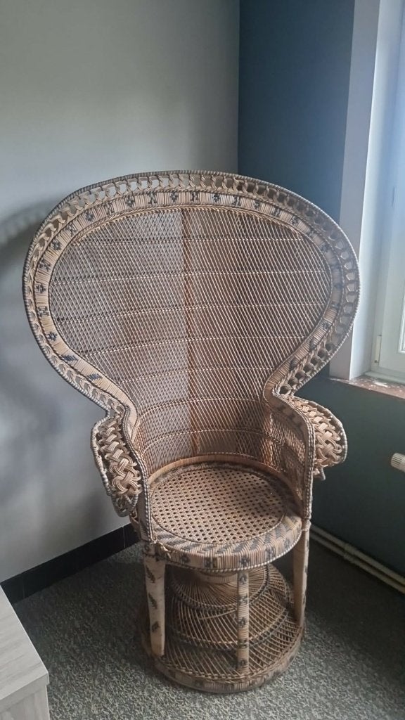 Emmanuelle-fauteuil vintage, Antiquités & Art, Enlèvement
