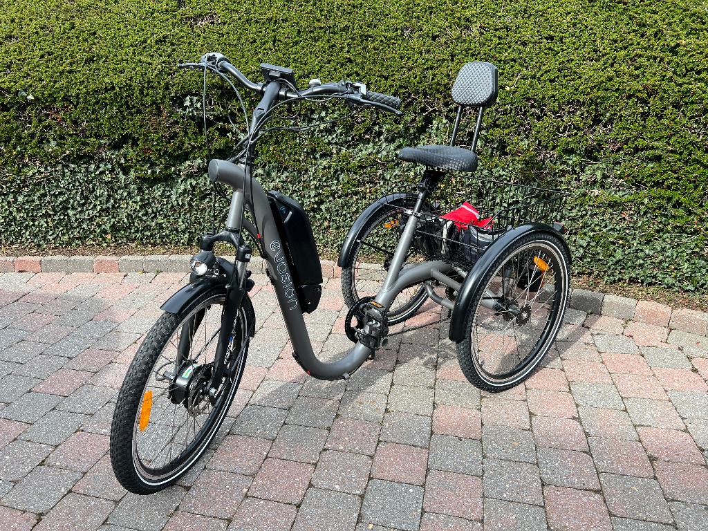 Tricycle Électrique DAMIUS EVASION 24" gris, Vélos & Vélomoteurs, Enlèvement, Comme neuf, DAMIUS