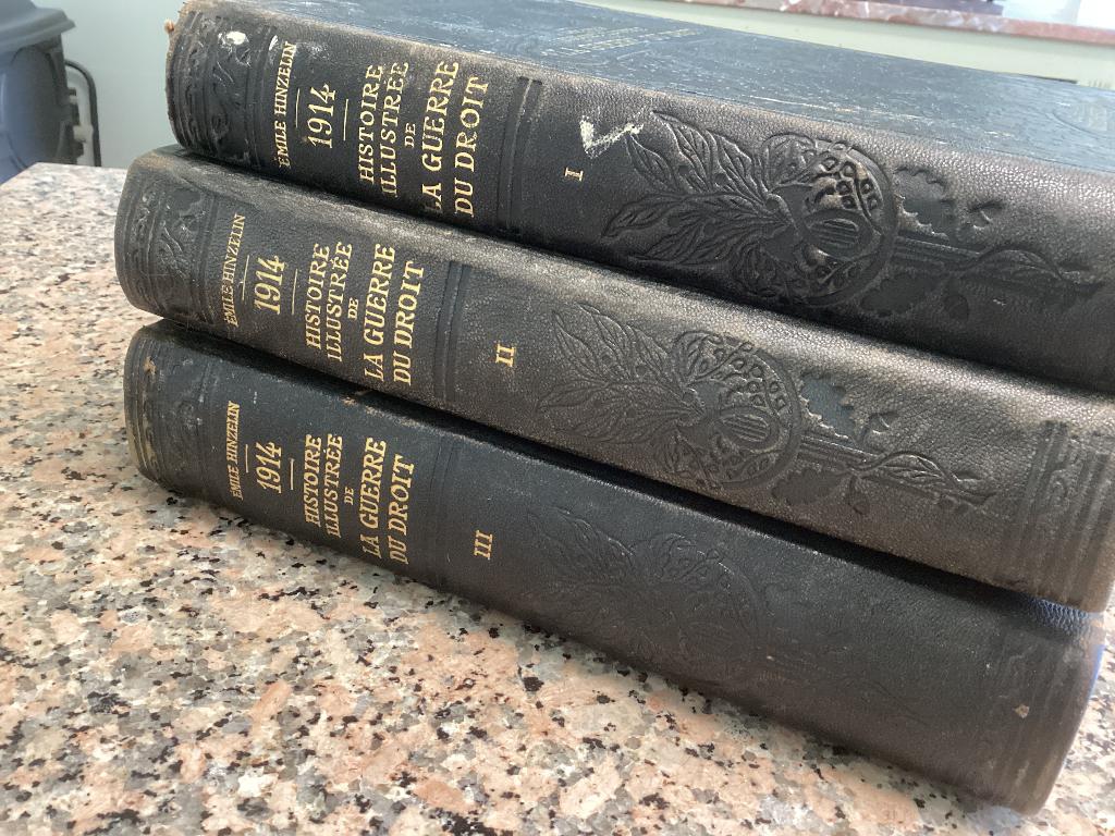 Lot de 3 tomes LA GUERRE DU DROIT 1914. Émile Hinzelin, Enlèvement ou Envoi, Avant 1940, Utilisé, Général