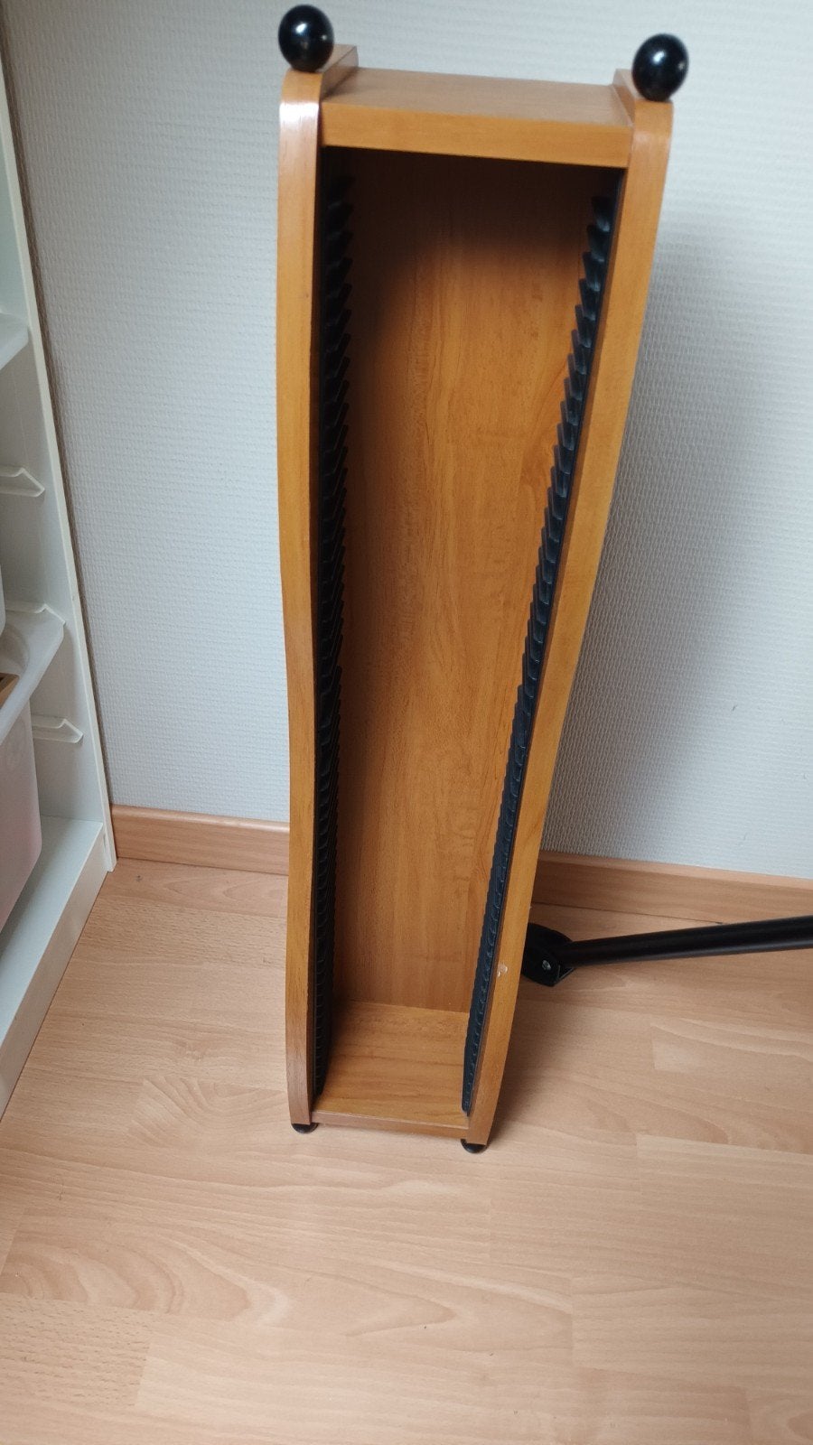 cd rek, Ophalen, Zo goed als nieuw, Hout, Cd's