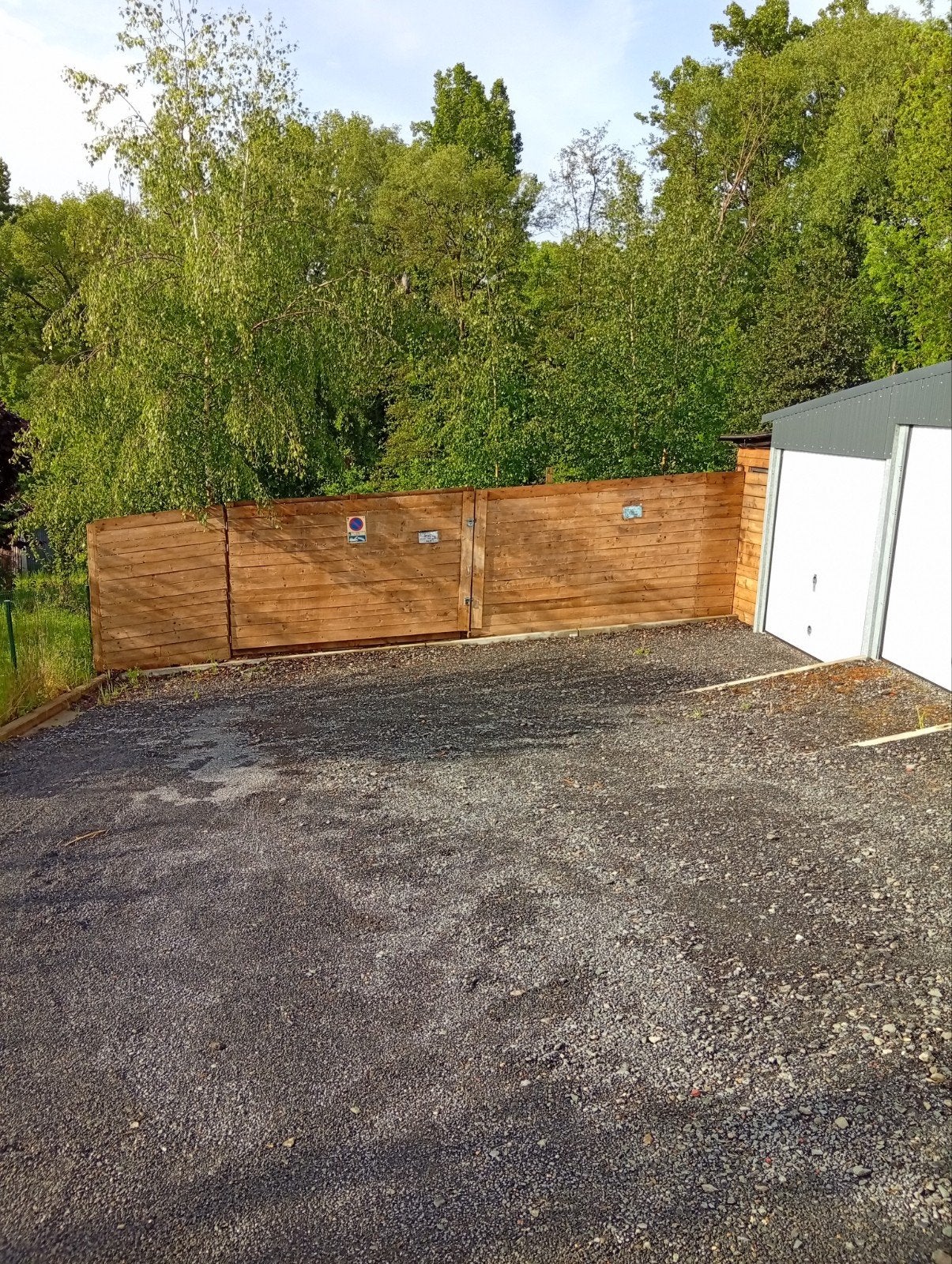 Buitenverblijf chalet, garage en eigen grond 4a
