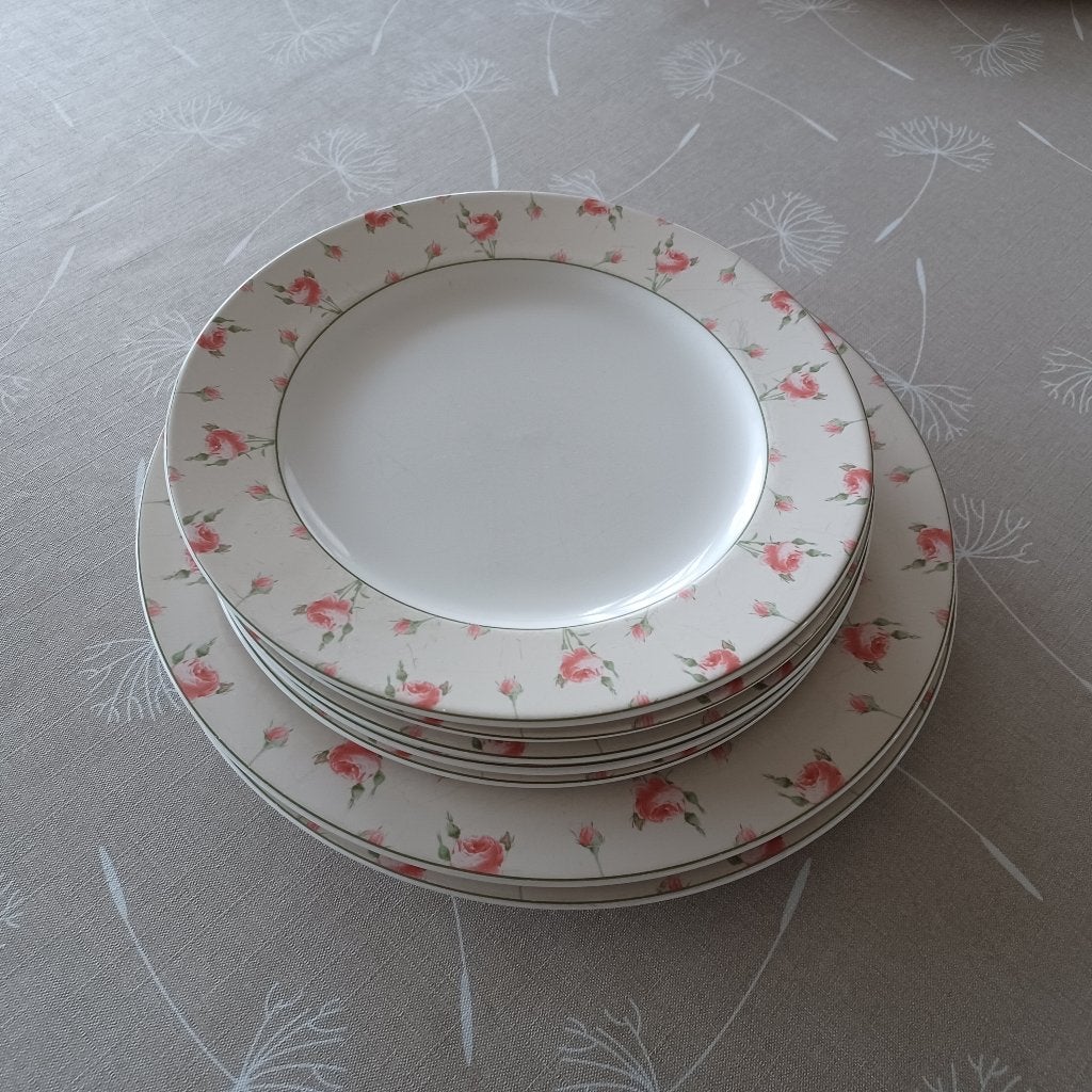 assiettes 5+2, Maison & Meubles, Enlèvement ou Envoi, Assiettes(s)