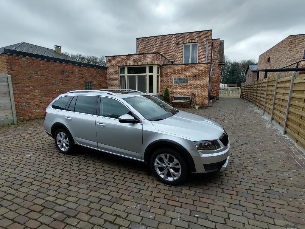 Skoda octavia 2.o tdi dsg quattro, Auto's, Skoda, Particulier, 4x4, ABS, Achteruitrijcamera, Adaptieve lichten, Adaptive Cruise Control
