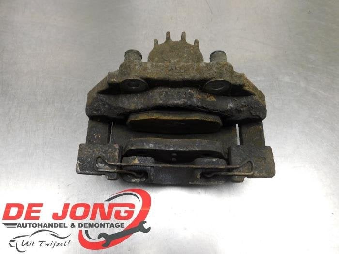 Etrier de frein (pince) avant gauche d'un Peugeot 5008, -, 3 mois de garantie, Utilisé, -