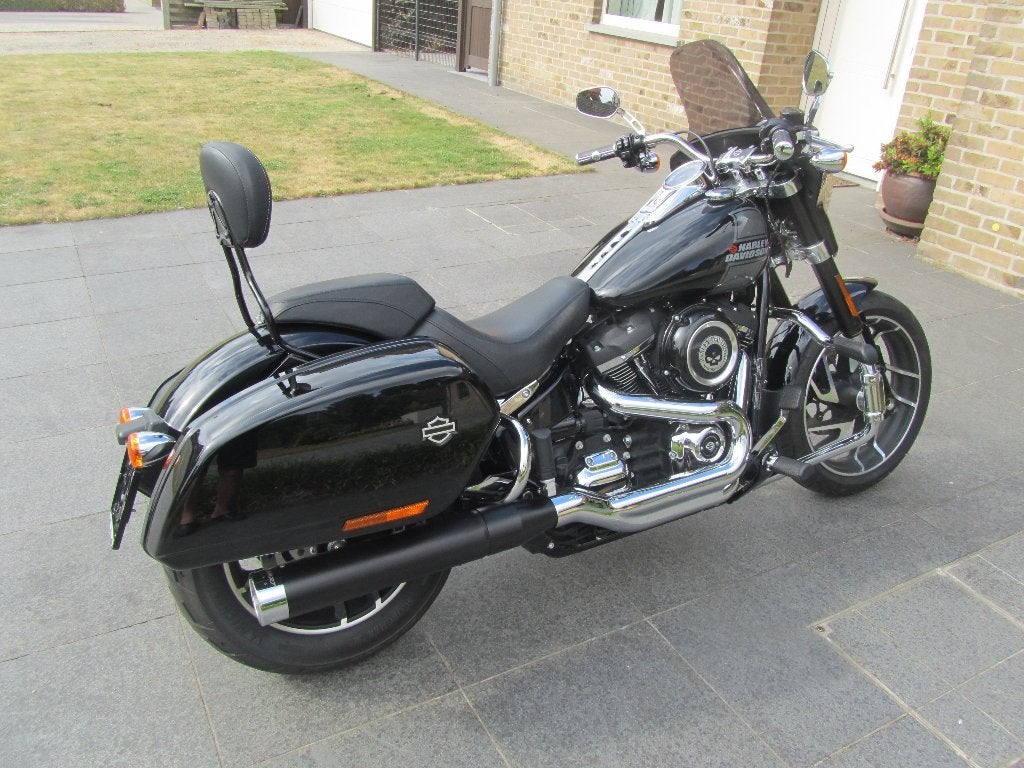 SportGlide,  bj. 2023   6400 Km., 2 cilinders, Occasion, Traction Control, Particulier
