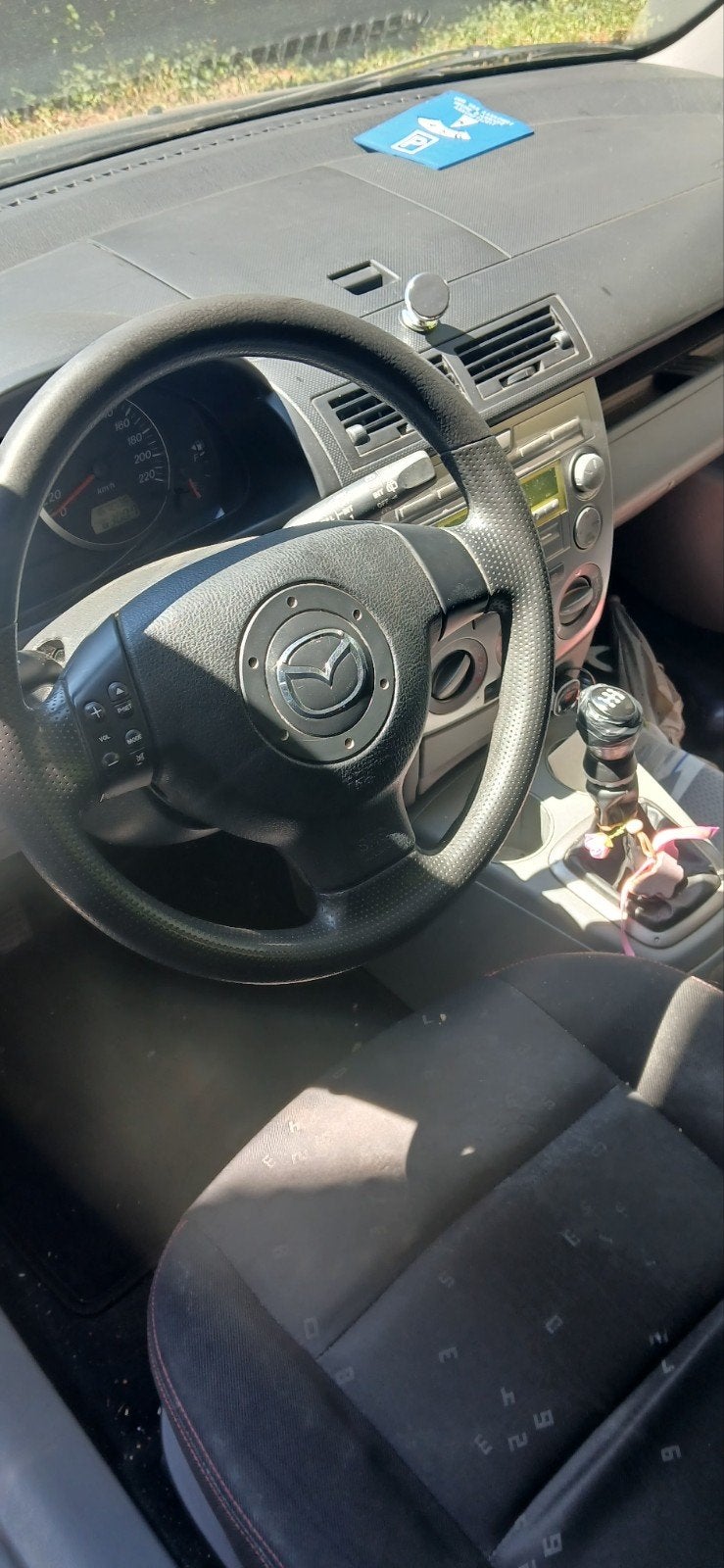 Moteur Mazda 2 break 1.4 année 2003 kilomètres 160 000 km, Achat, Boîte manuelle, 5 portes, Particulier