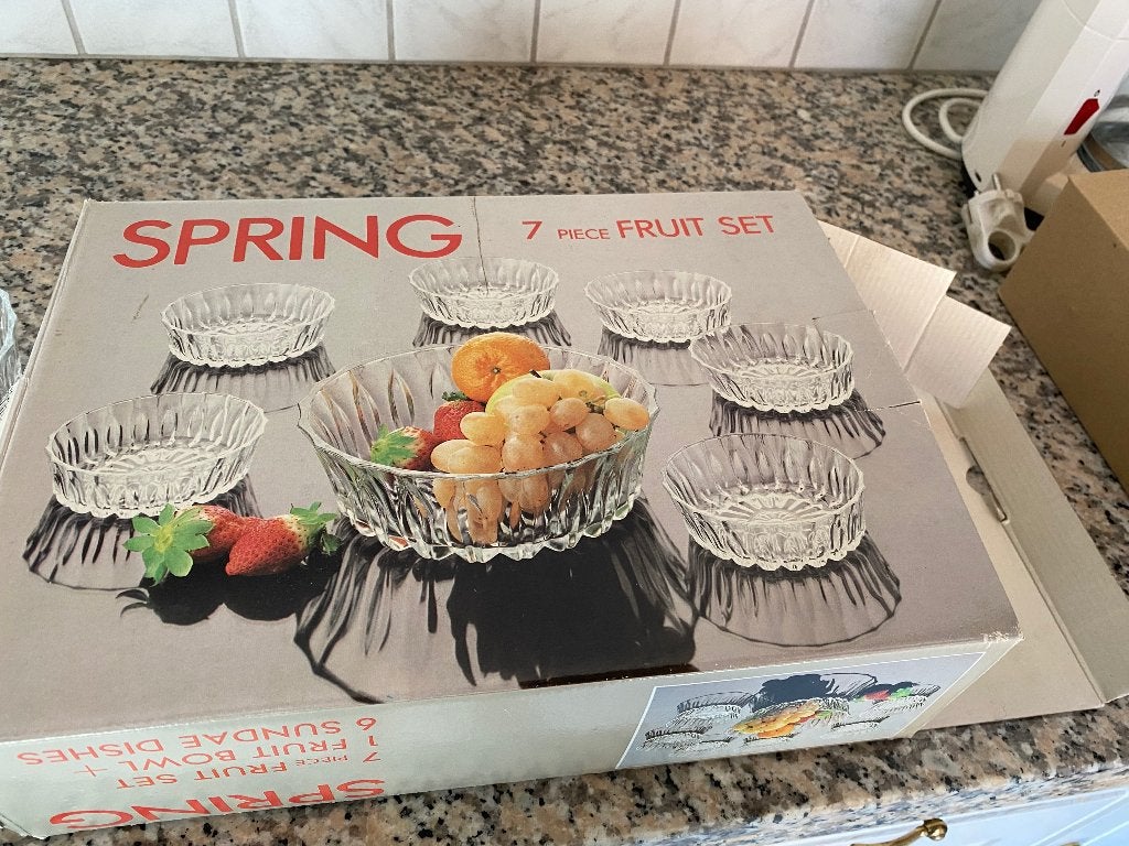 Nieuwe Set kommen, Huis en Inrichting, Keuken | Servies, Ophalen, Nieuw, Kom(men)