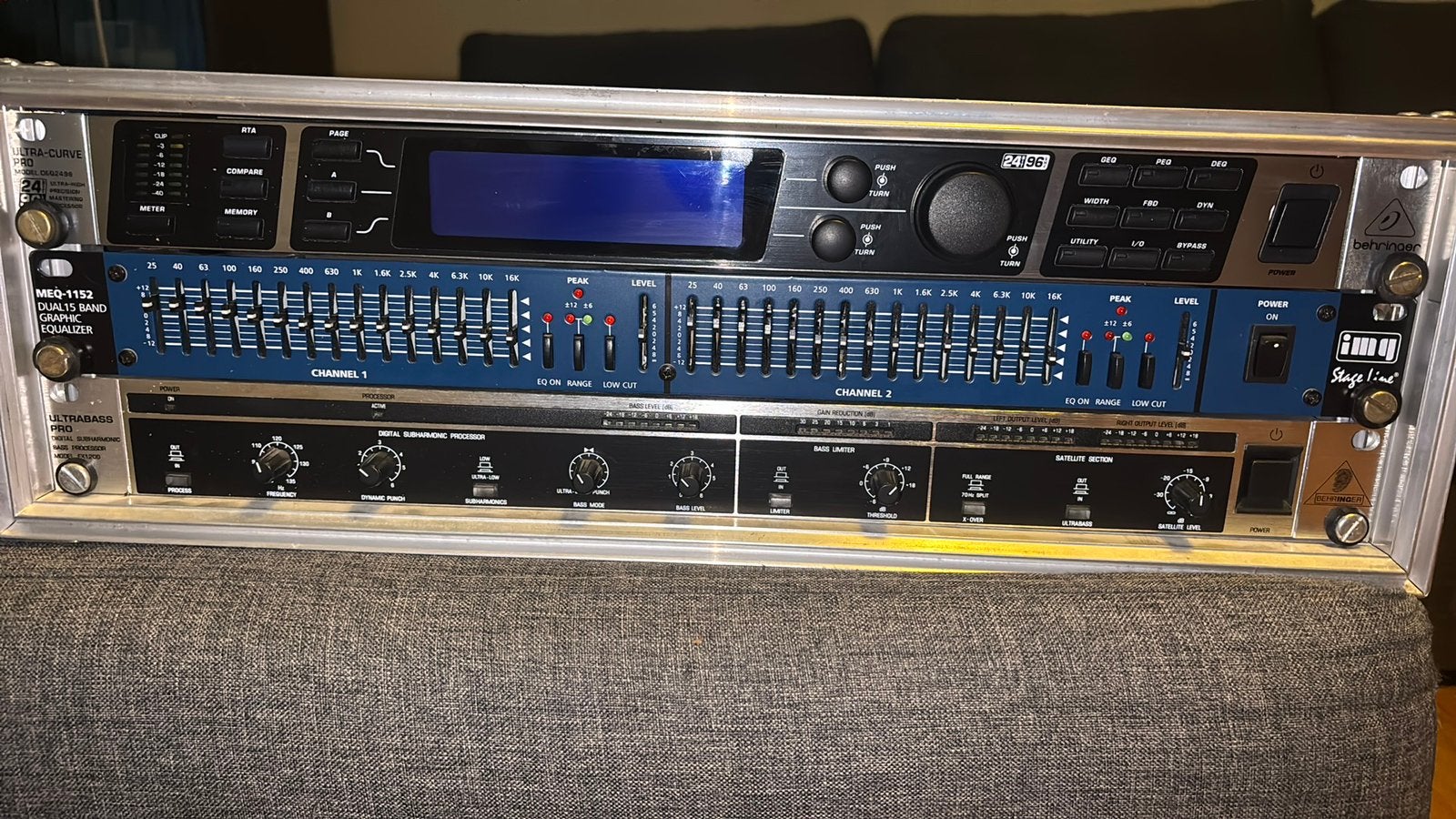 Uktra-Curve Pro + MEQ 1152 EqualizerGrafic + Ultrabass Pro, Informatique & Logiciels, Serveurs, Enlèvement, Comme neuf