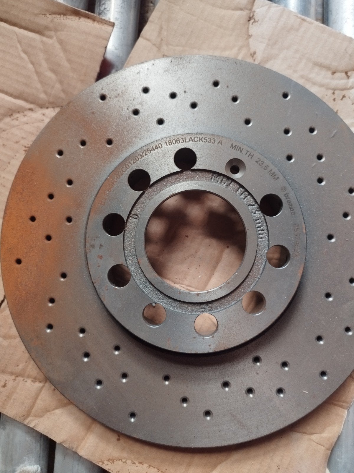 Disques de freins avant Brembo Xtra 09.5745.2X Jamais monté, Autos : Pièces & Accessoires, Enlèvement, Neuf, Audi