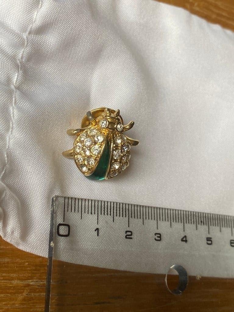Broche voor lieveheersbeestjes met strass, Ophalen of Verzenden, Zo goed als nieuw, Met strass
