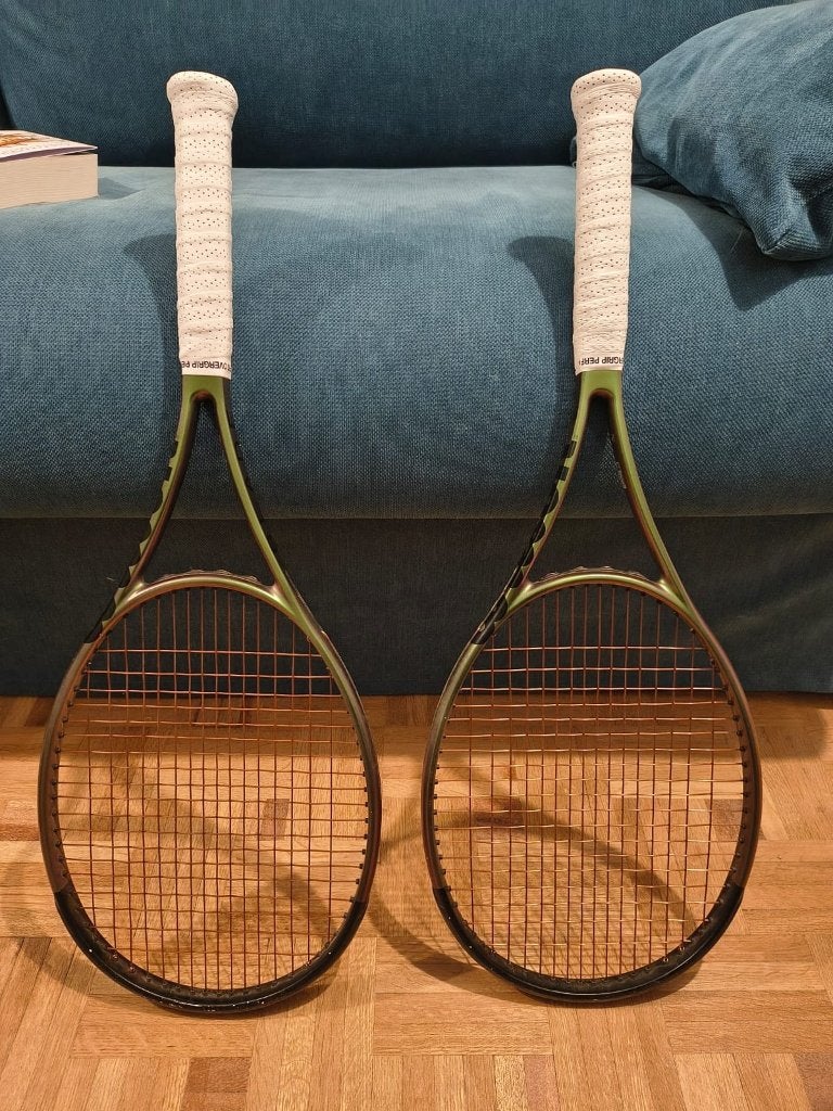 raquettes Wilson Blade 98 16x19 v8, Enlèvement, Utilisé, Raquette, Wilson