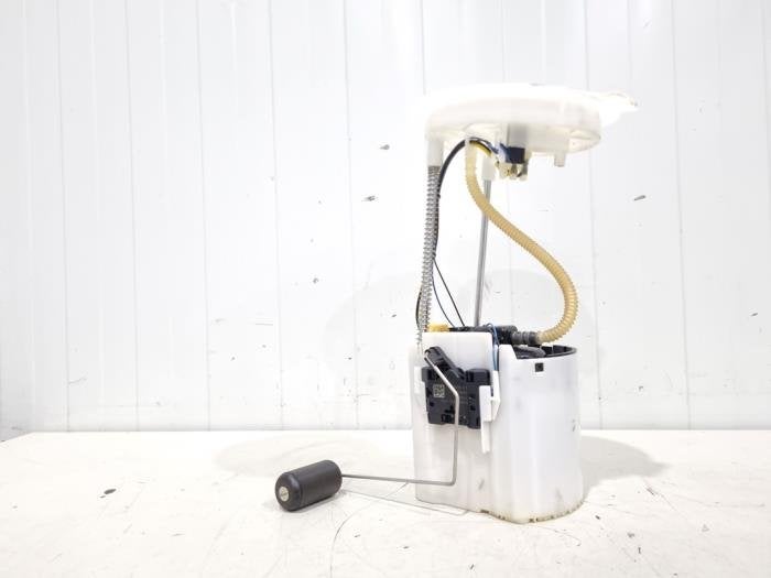 Pompe carburant électrique d'un Lynk & Co 01, Autos : Pièces & Accessoires, -, 3 mois de garantie, Utilisé, Autres marques automobiles