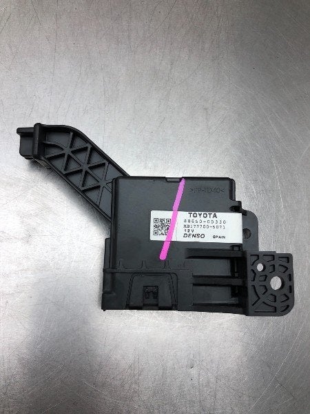 ORDINATEUR GESTION TEMPERATURE Toyota Yaris III (P13), Utilisé, Toyota