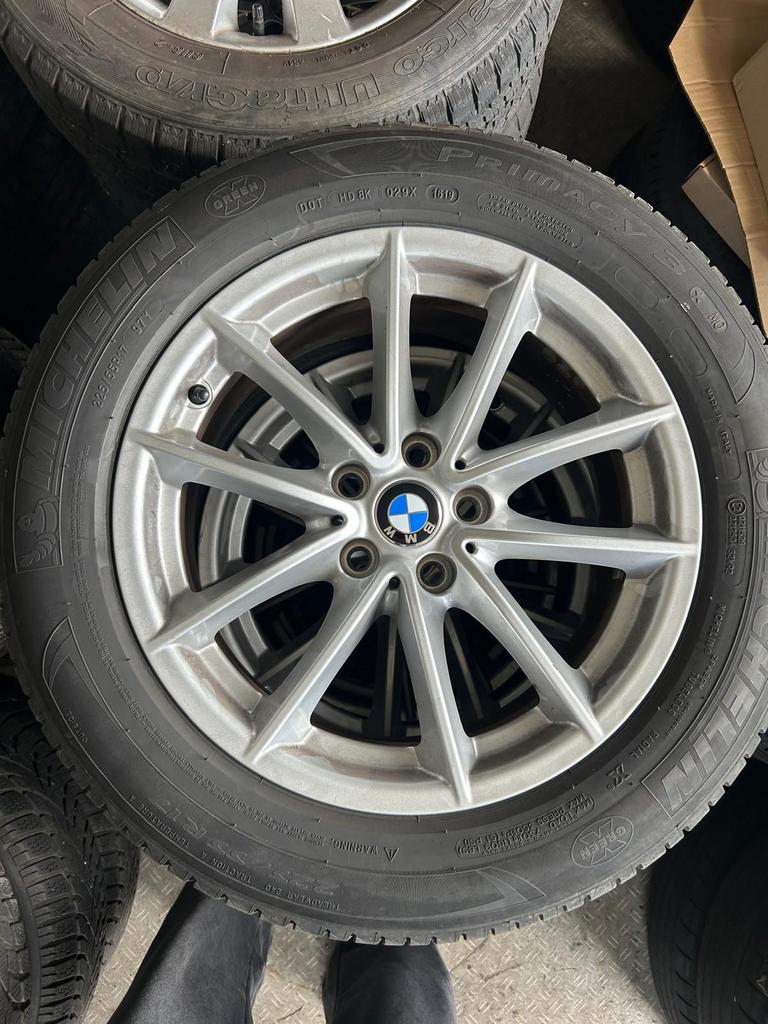 BMW 5-REEKS VELGEN | 4x MICHELIN STERBANDEN | 225/55 R17 97Y, Ophalen, Velg(en)