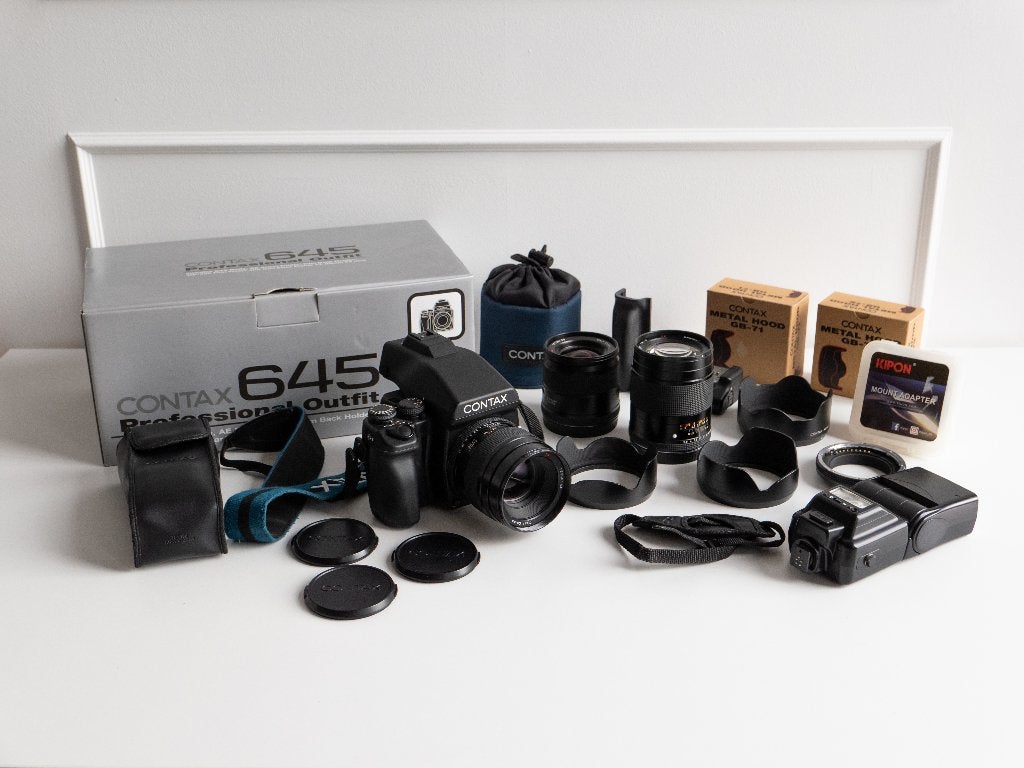 Contax 645 volledige kit in topstaat!, TV, Hi-fi & Vidéo, Appareils photo analogiques, Enlèvement, Comme neuf, Reflex miroir, Autres Marques