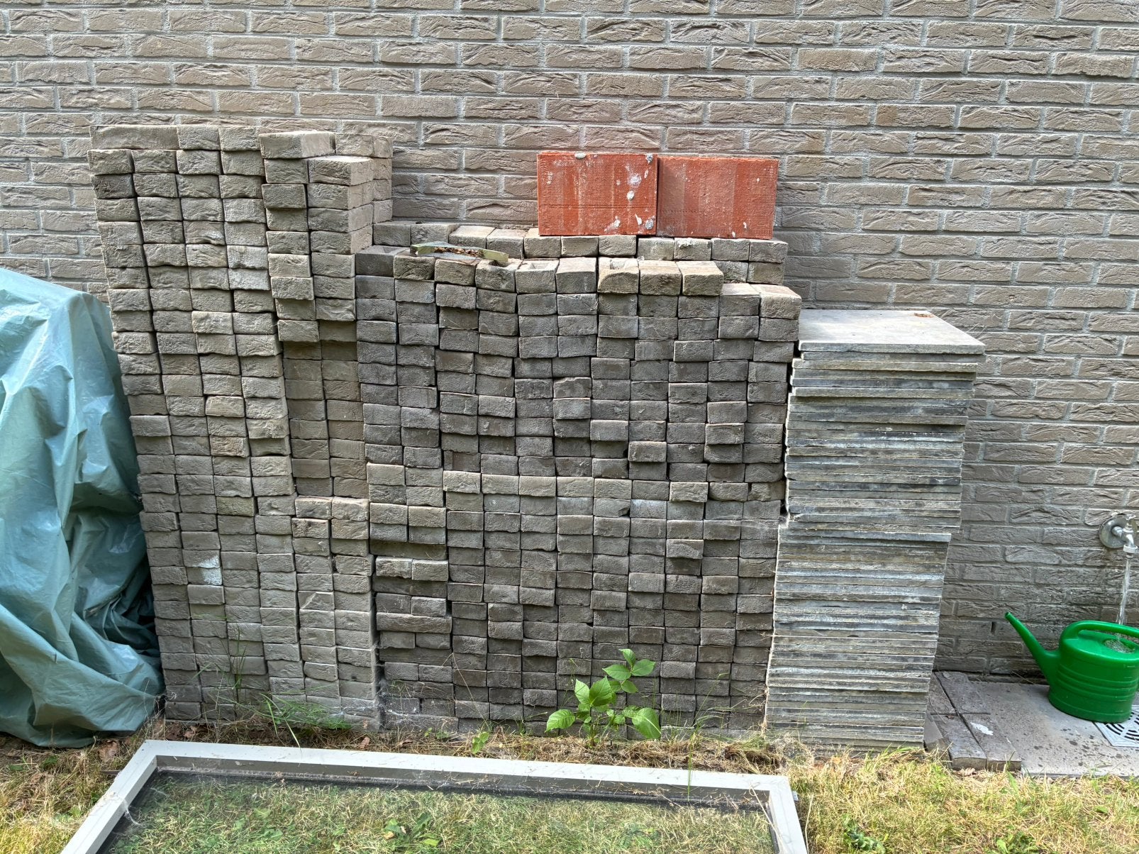 Gevelstenen grijs/beige 450 + stuks, Bricolage & Construction, Briques, Enlèvement, Utilisé