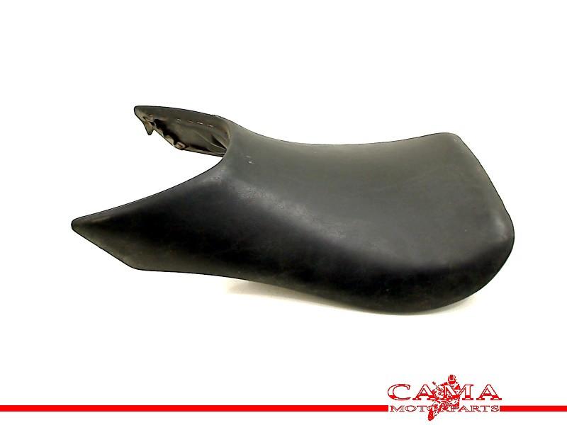 BUDDYSEAT VOOR Hyosung Comet GT650 R (GT650R) (01-1970/-), Dhr. S. di Majo, Gebruikt, Info@cama-motorparts.nl, P.J. Troelstraweg 8 8
3144 CX  MAASSLUIS, NL