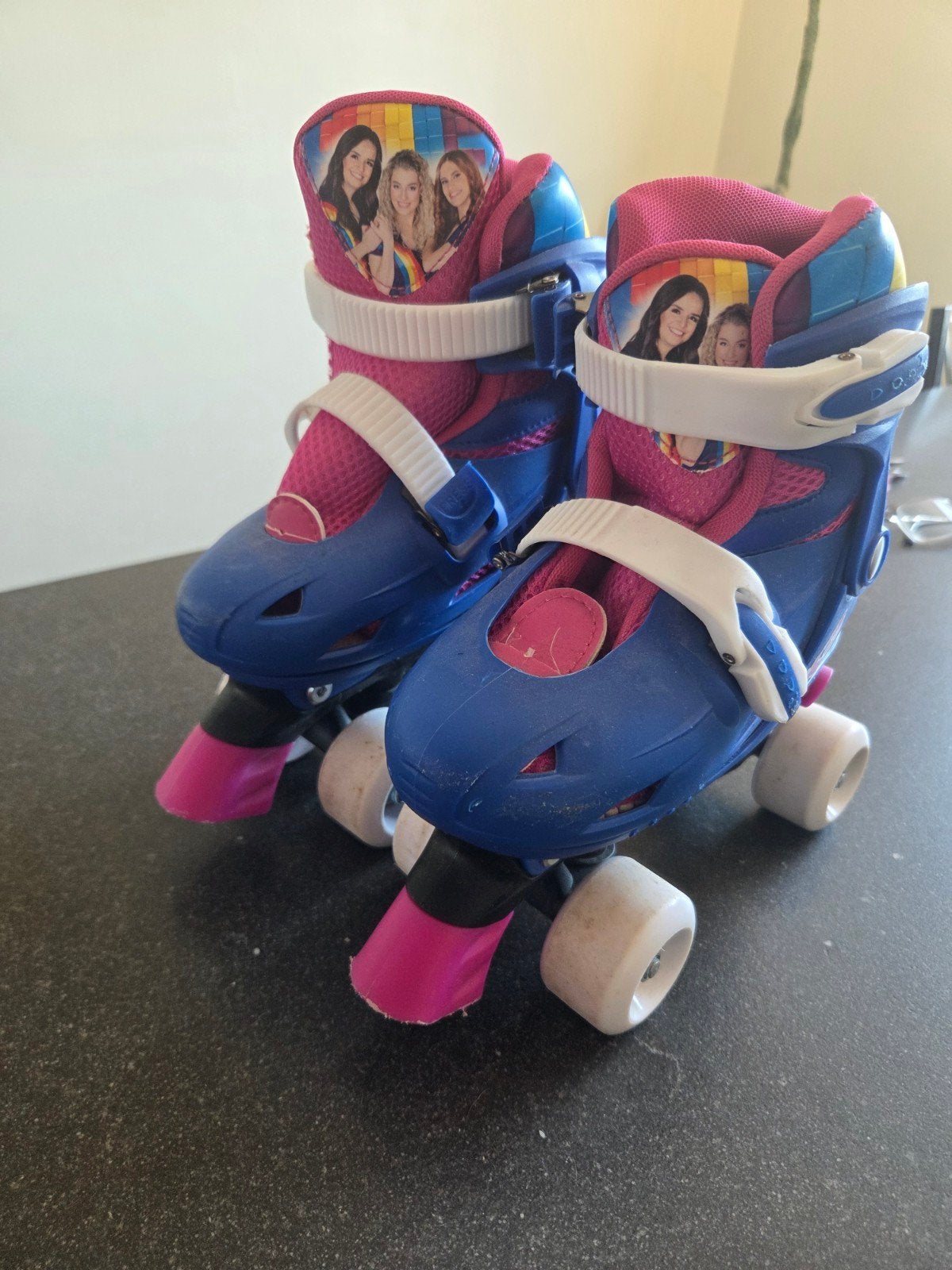 K3 rolschaatsen, Ophalen