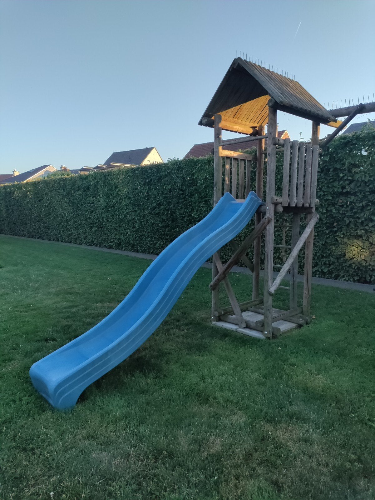 schommel met speeltoren, Kinderen en Baby's, Speelgoed | Buiten | Speeltoestellen, Ophalen, Gebruikt, Glijbaan