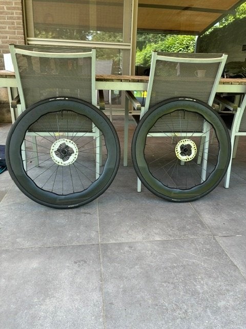 Carbon wave wielen 6560 met DT Swiss 180 naven, Fietsen en Brommers, Fietsonderdelen, Zo goed als nieuw, Wiel, Carbon, Racefiets