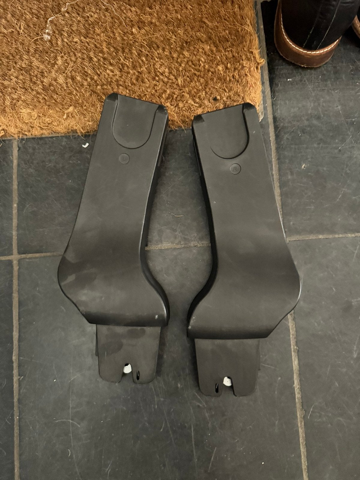 Maxi cosi adapters urban arrow, Vélos & Vélomoteurs, Accessoires vélo | Porteurs de buggy, Enlèvement ou Envoi, Utilisé