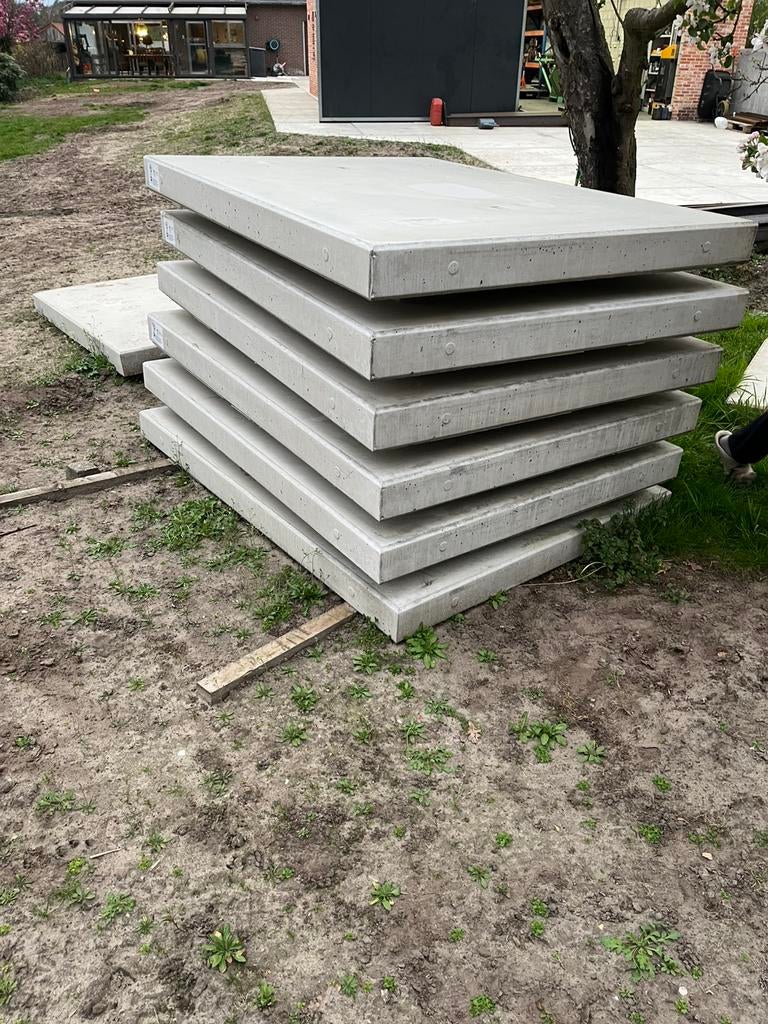 Betonplaten 1,5x2x0,14, Doe-het-zelf en Bouw, Ophalen, Zo goed als nieuw