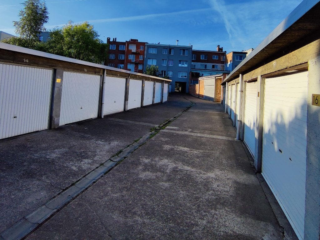 Garage, Anvers (ville)