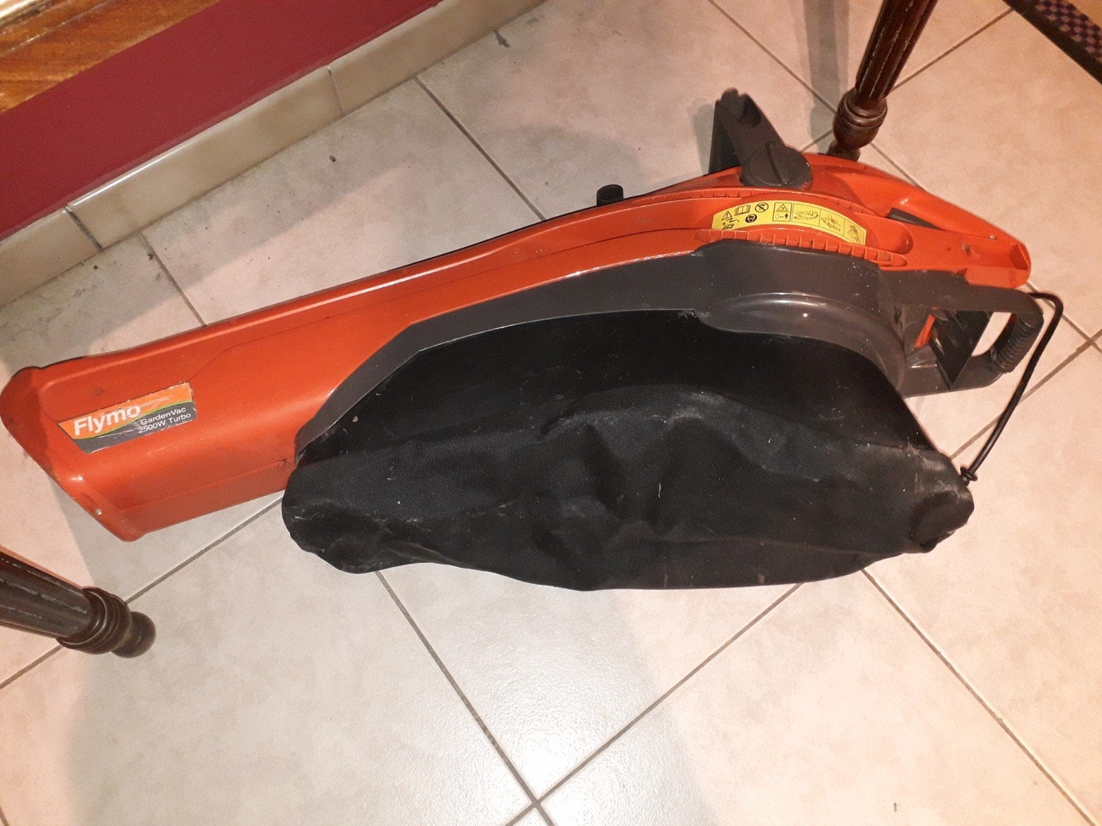 bladblazer Flymo Garden Vac 2500W Turbo, Tuin en Terras, Ophalen, Handgedragen, Zo goed als nieuw, Met opvangzak
