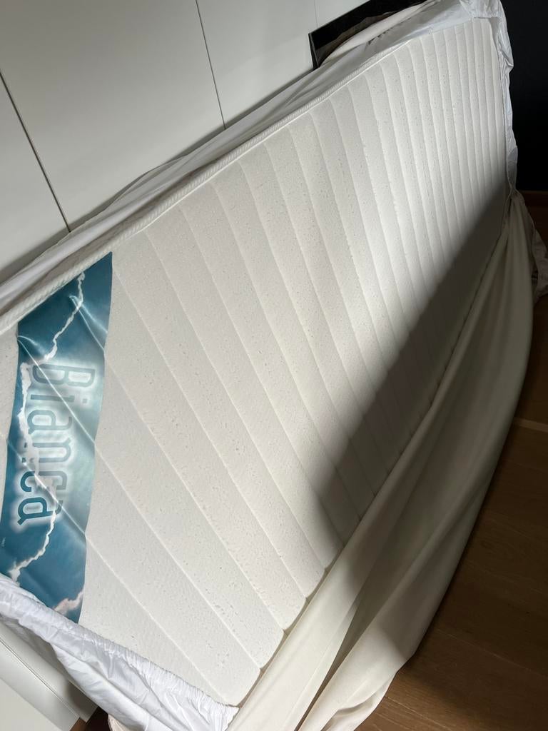 Matras 1 persoonsbed, Huis en Inrichting, Slaapkamer | Matrassen en Bedbodems, Ophalen, Zo goed als nieuw, Matras