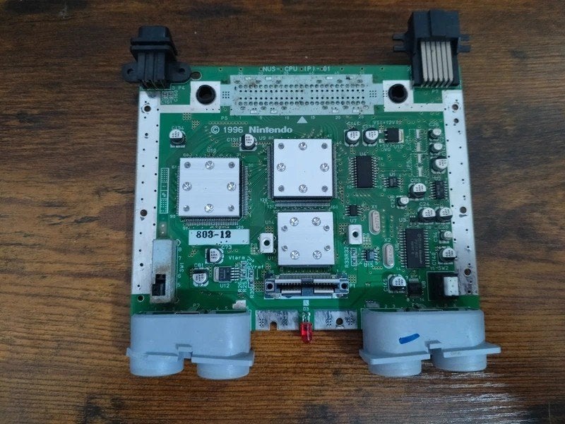 Carte-mère Nintendo 64 fonctionnel, Consoles de jeu & Jeux vidéo, Enlèvement, Utilisé