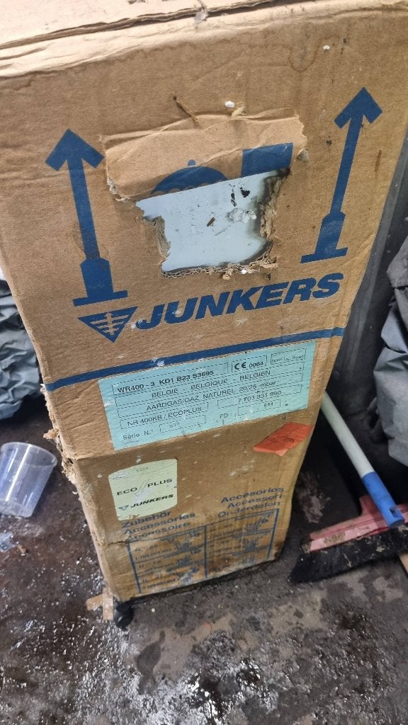 Junkers (Bosch Groep) •, Doe-het-zelf en Bouw, Ophalen, Nieuw, Aardgas, Geiser