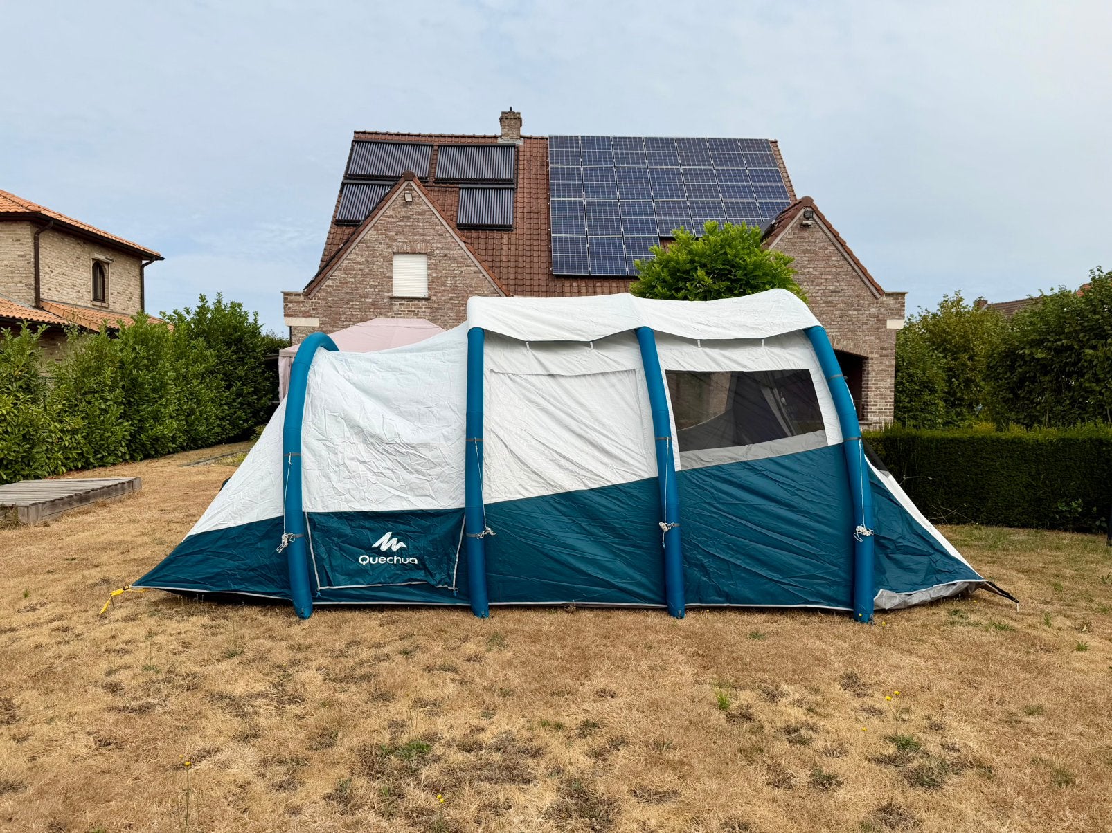 Quechua Air Seconds 5.3 familie tent + pomp, Ophalen, Zo goed als nieuw
