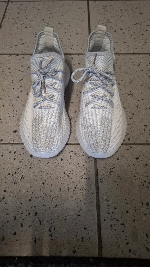 Yeezy's schoenen maat 43, Addidas, Sportschoenen, Nieuw, Ophalen of Verzenden