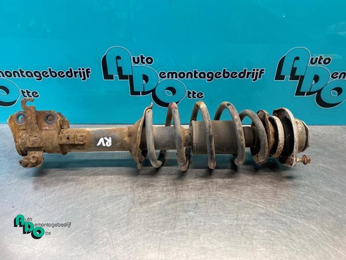 Barre amortisseur avant droit d'un Daihatsu Young RV (Young, Daihatsu, -, 3 mois de garantie, Utilisé
