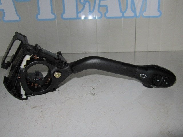 COMMODO ESSUIE-GLACE Seat Cordoba Vario Facelift (6K5), Utilisé, Seat
