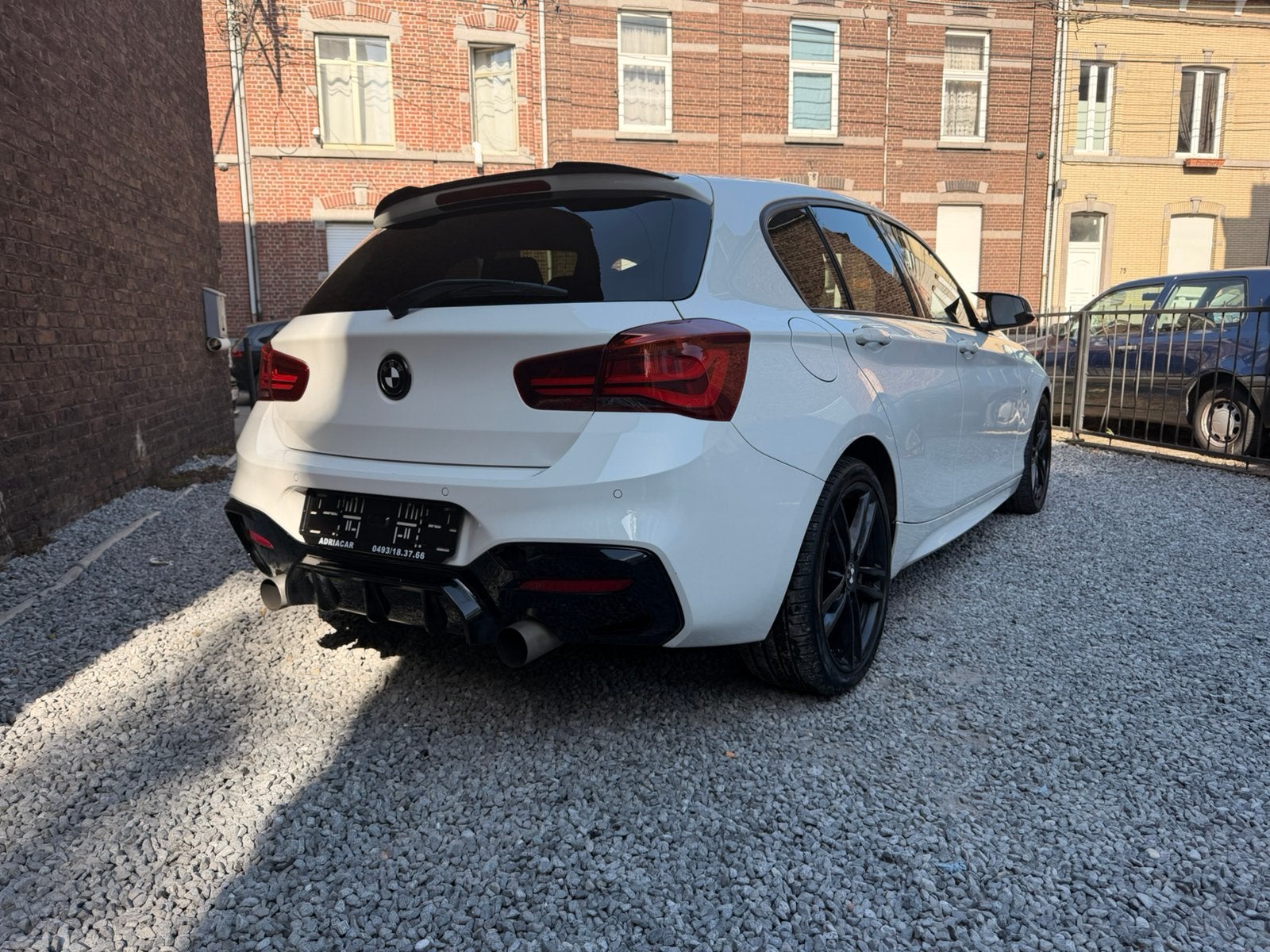 ! BMW 118I super look !, 100 kW, 0 kg, Wit, Leder