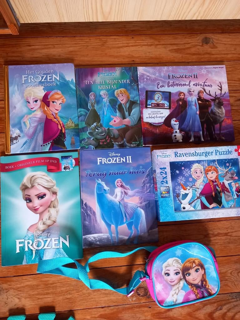 Frozen pakket: Anna en Elsa: Disney speelgoed pakket, Ophalen of Verzenden, Zo goed als nieuw, Jongen of Meisje