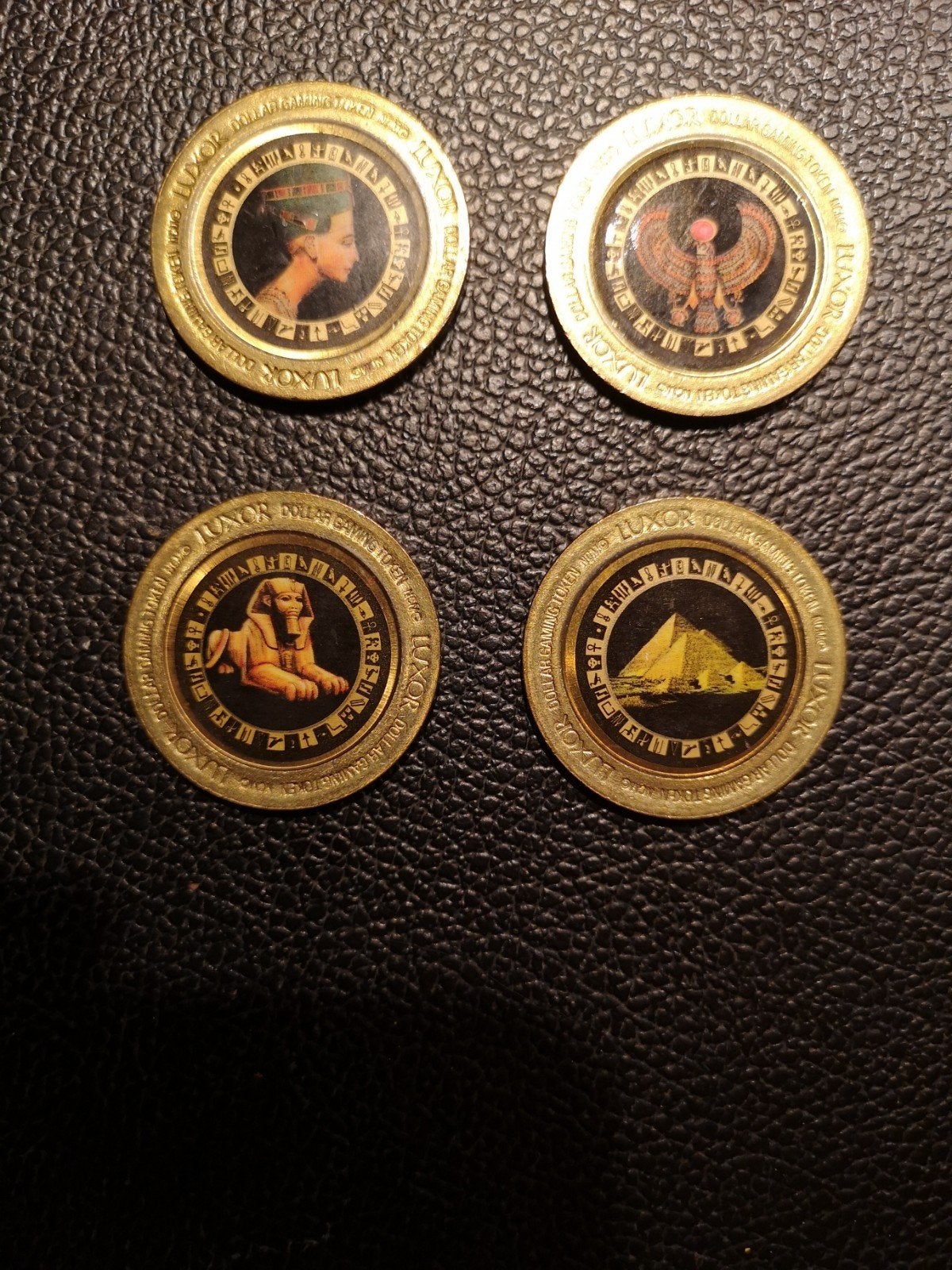 Setje Luxor Casino Tokens, Ophalen of Verzenden, Zo goed als nieuw
