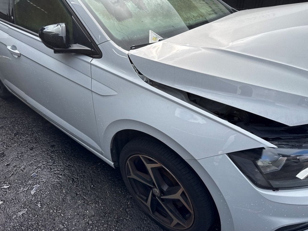 SPATBORD RECHTS VOOR Volkswagen Polo VI (AW1) (|2G0821106|), Auto-onderdelen, Gebruikt, Volkswagen, Volkswagen AG, Spatbord