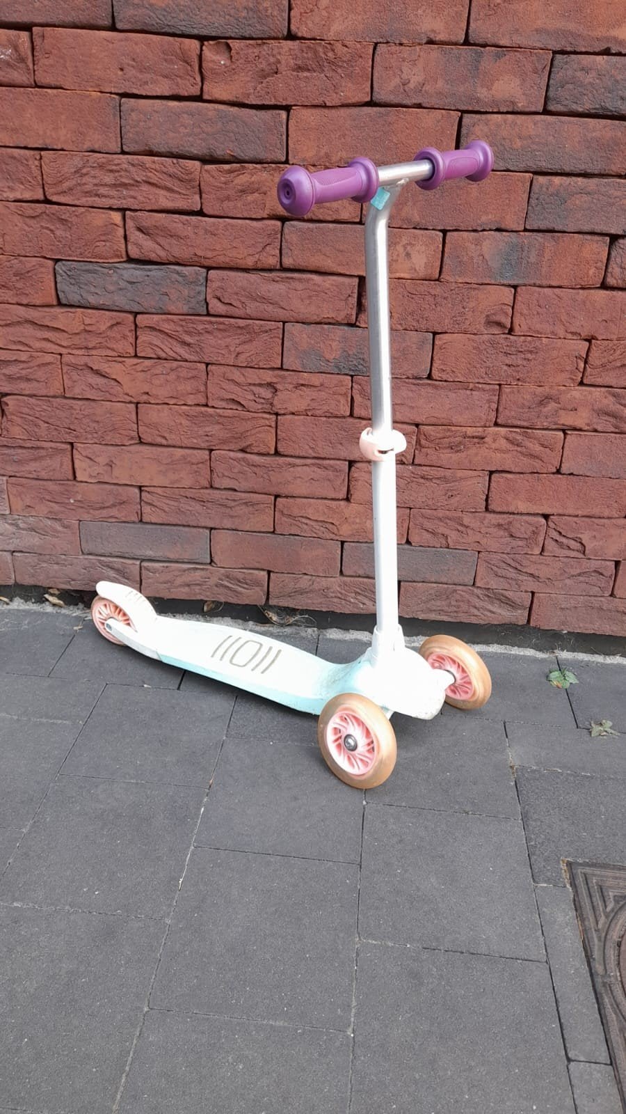 Kinderstep met lichtgevende wielen, Fietsen en Brommers, Ophalen