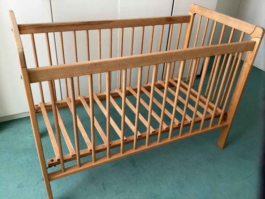 Kinderbedje, Ophalen, Zo goed als nieuw, Lattenbodem, Minder dan 140 cm