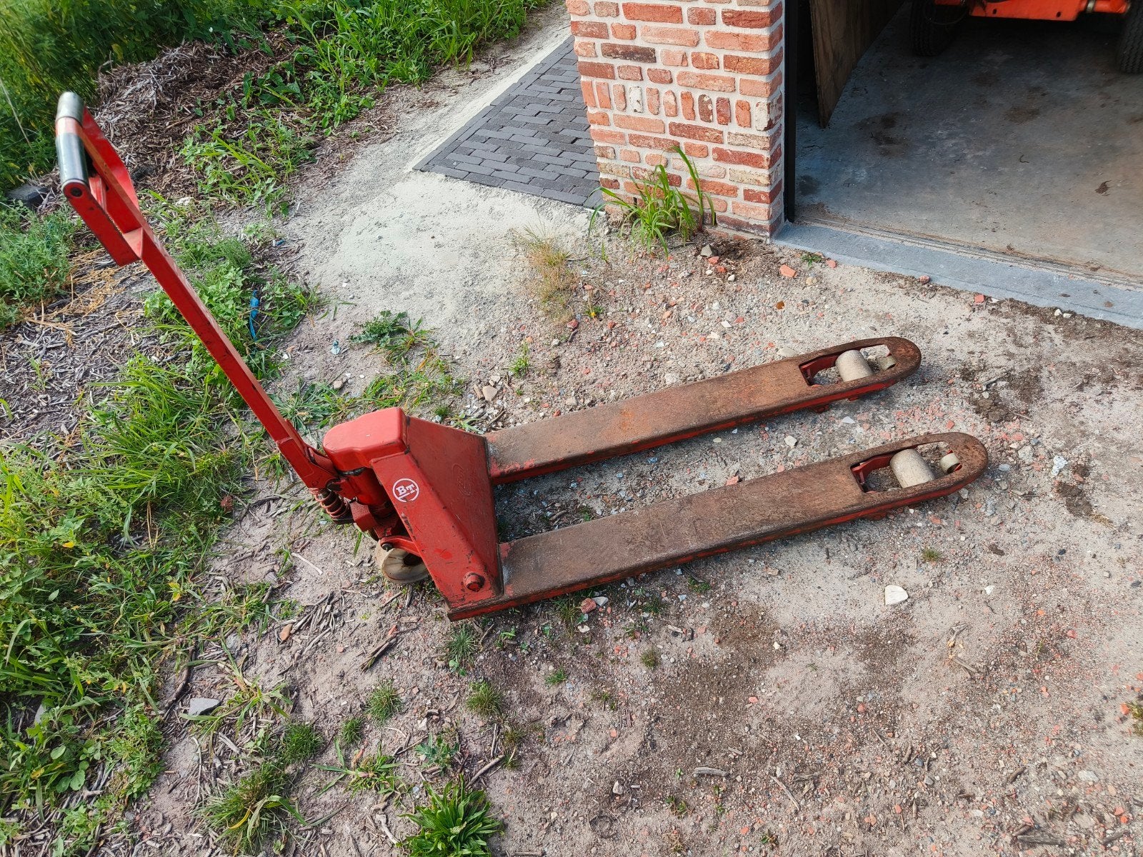 Transpalet BT lifter, Ophalen