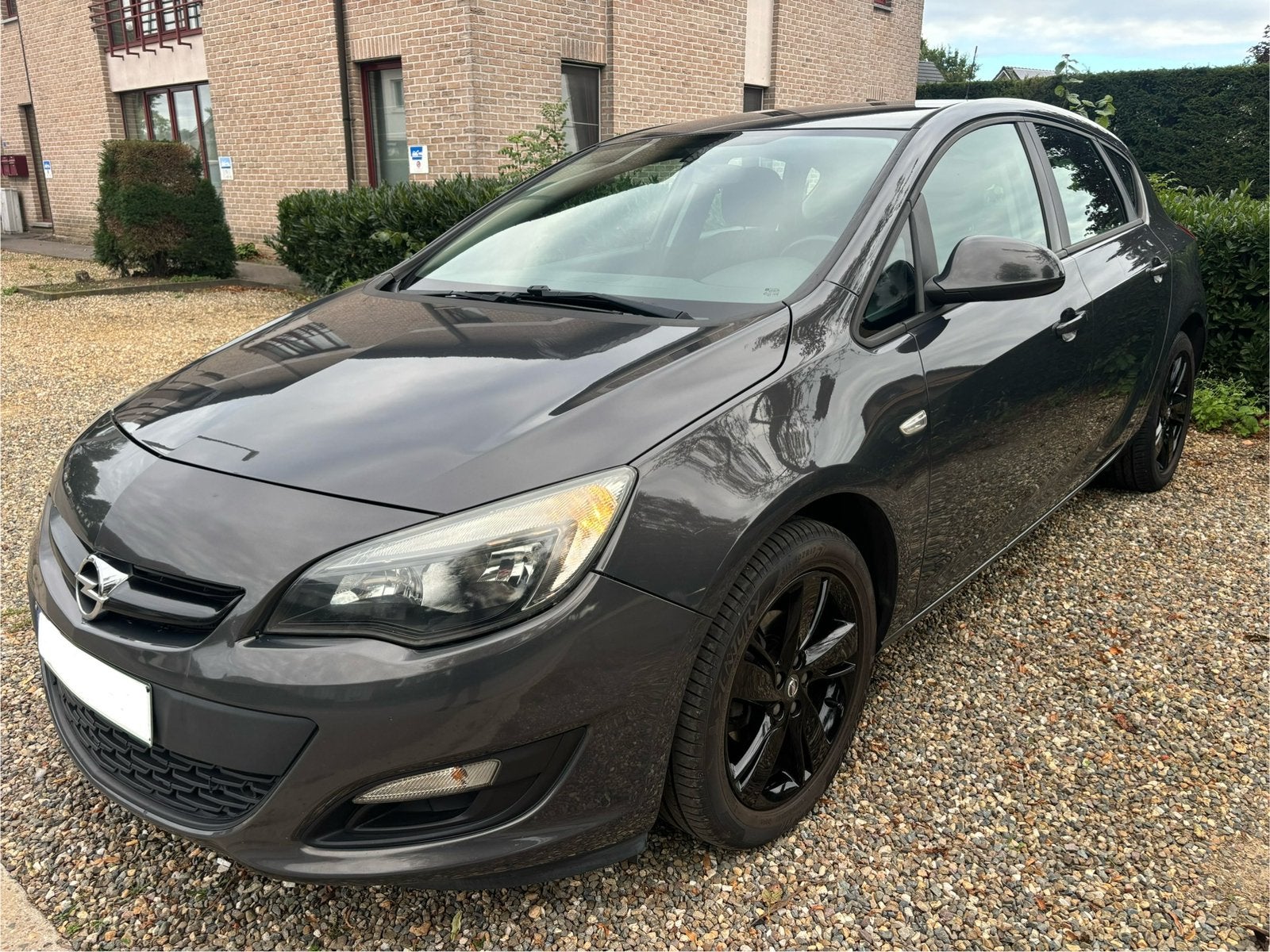 Opel Astra 1.4 benzine – 2013 – trekhaak, Voorwielaandrijving, Euro 5, Stof, 4 cilinders