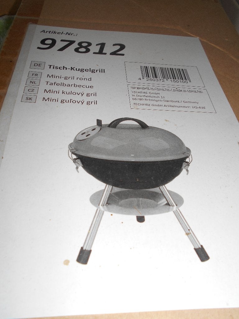 NEUF : PETIT BARBECUE PORTABLE SUR PIEDS DANS SA BOITE, Enlèvement, Neuf