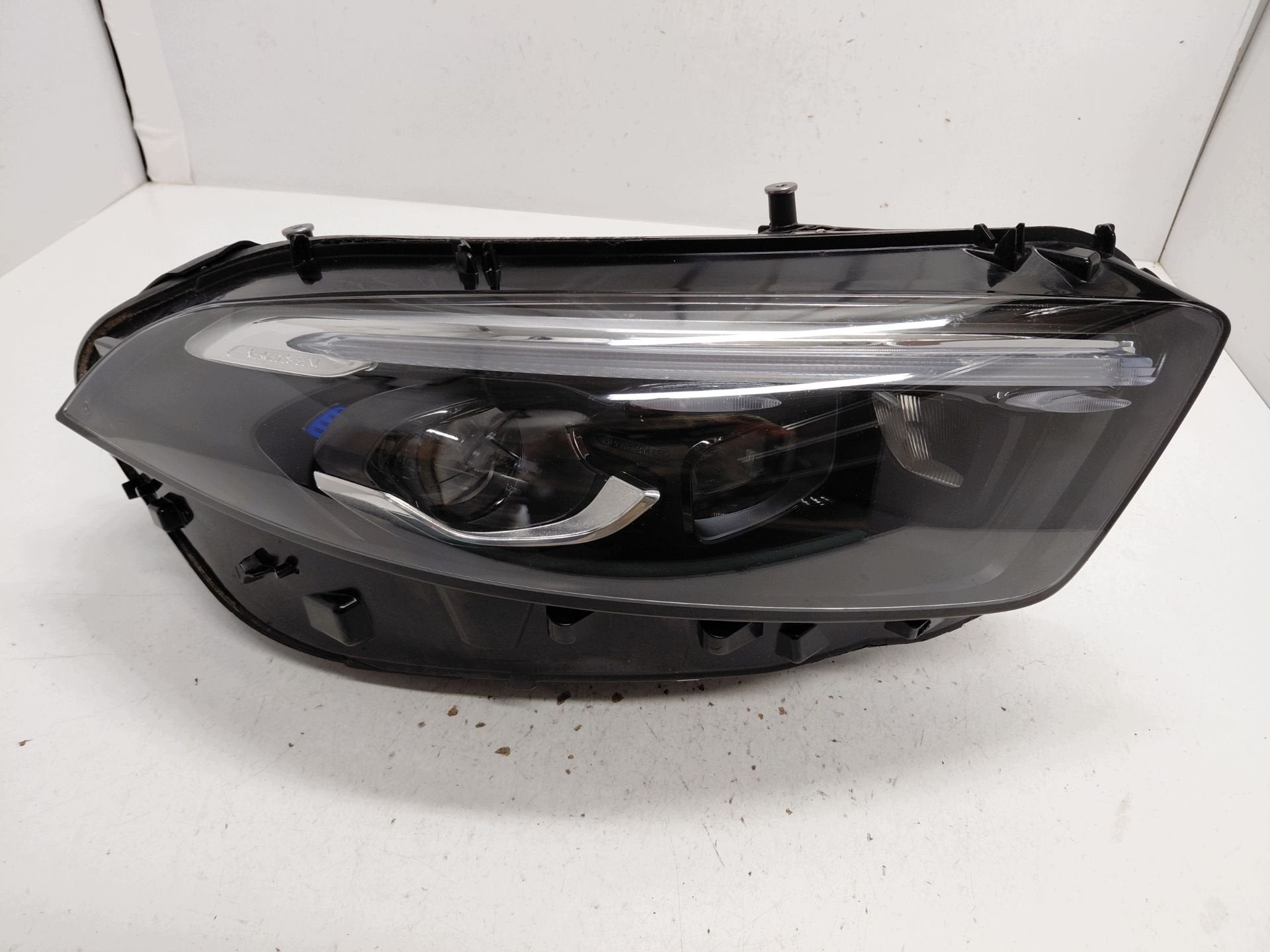 Phare droit Mercedes Classe A A1779065804, Mercedes-Benz AG, Mercedes-Benz, Utilisé, Mercedesstrasse 120
70372  Stuttgart, DE