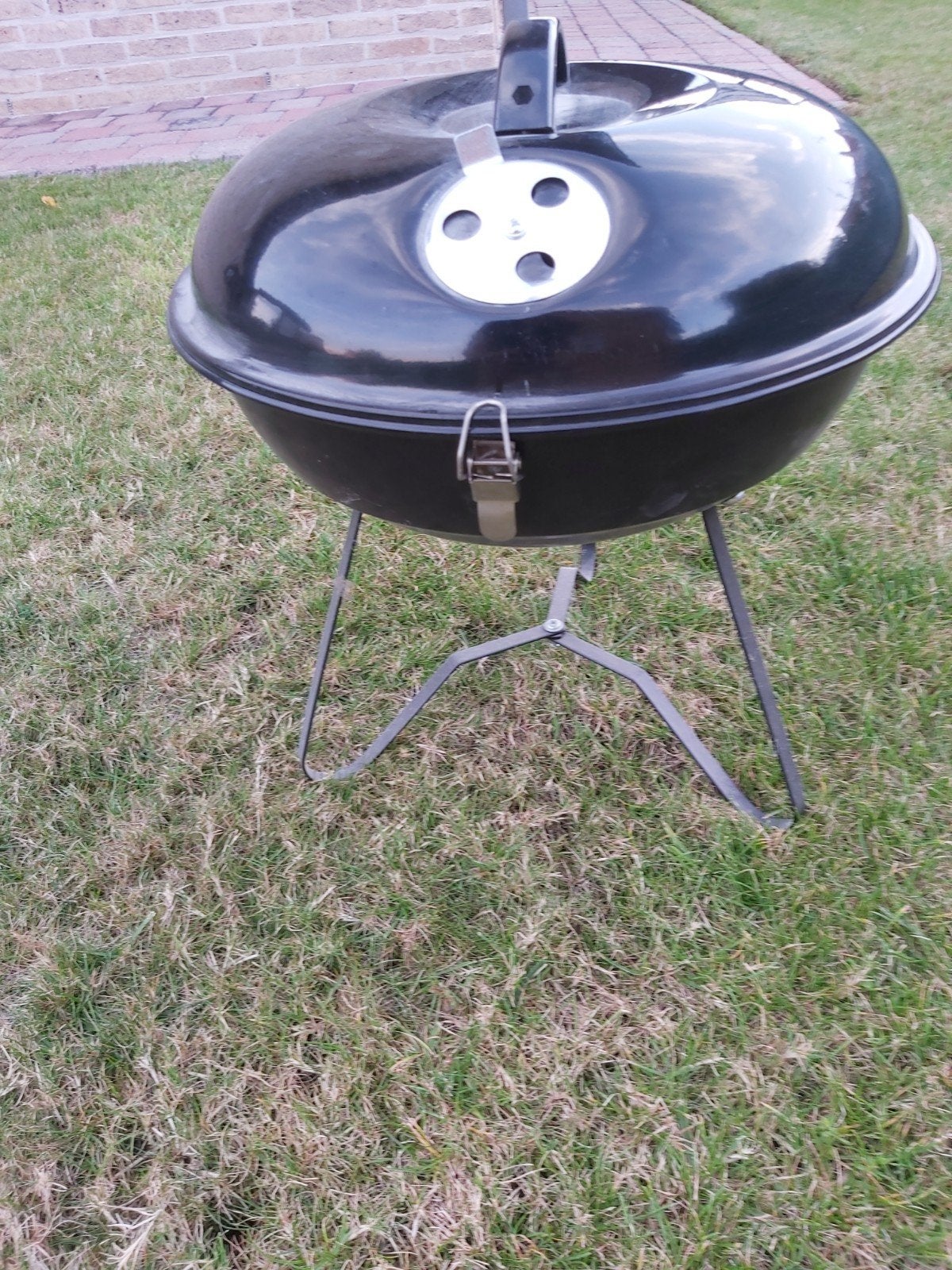 BBQ klein model voor festivals, Ophalen
